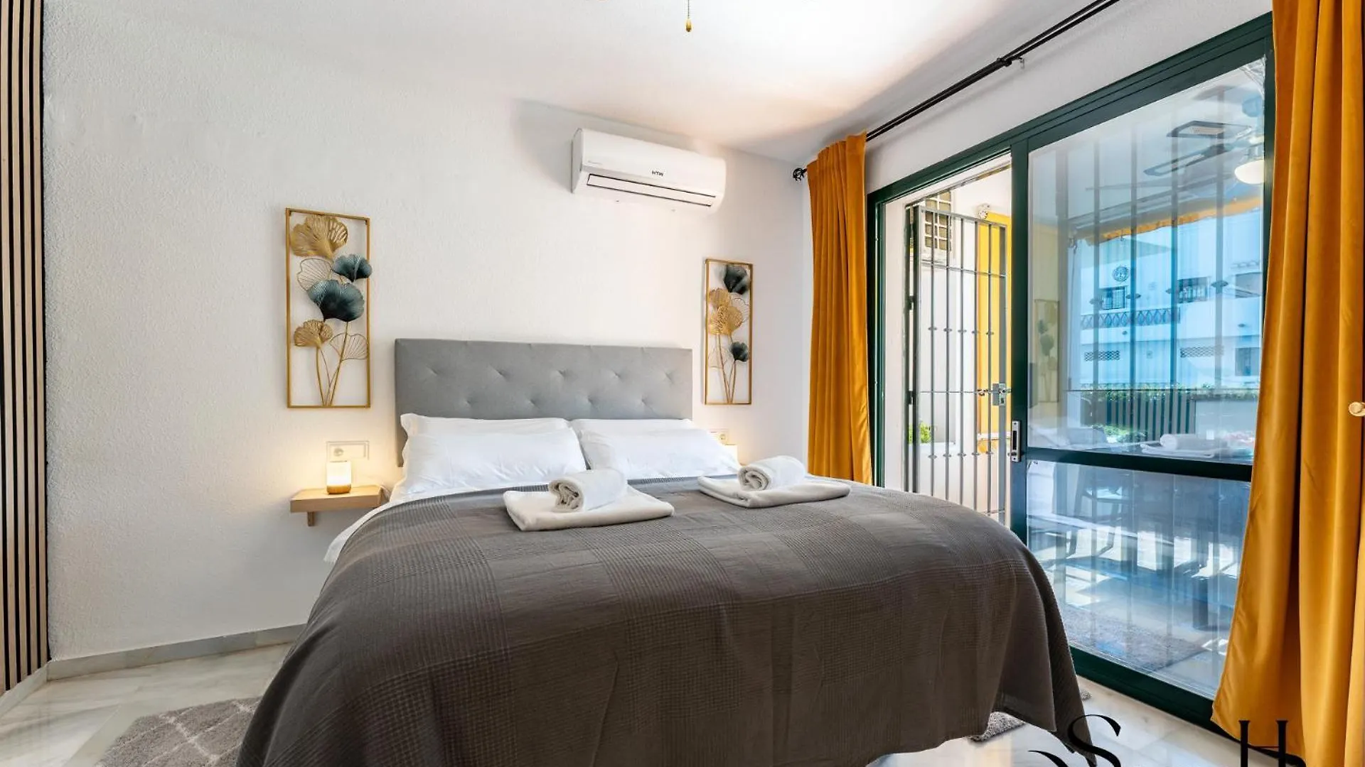 Apartment Poolside 2 Bedroom Retreat Benalmadena Spain